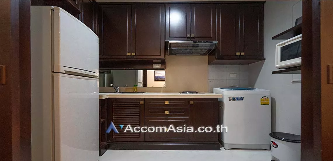  1 Bedroom  Apartment For Rent in Sukhumvit, Bangkok  near BTS Phrom Phong (AA29432)