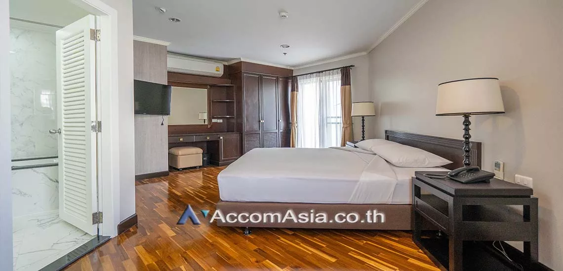  1 Bedroom  Apartment For Rent in Sukhumvit, Bangkok  near BTS Phrom Phong (AA29432)