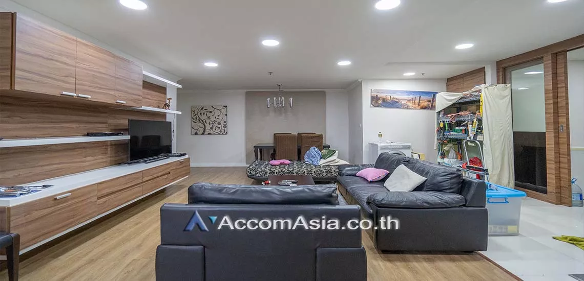  2 Bedrooms  Condominium For Rent in Sukhumvit, Bangkok  near BTS Phrom Phong (AA29505)