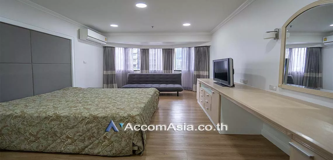  2 Bedrooms  Condominium For Rent in Sukhumvit, Bangkok  near BTS Phrom Phong (AA29505)