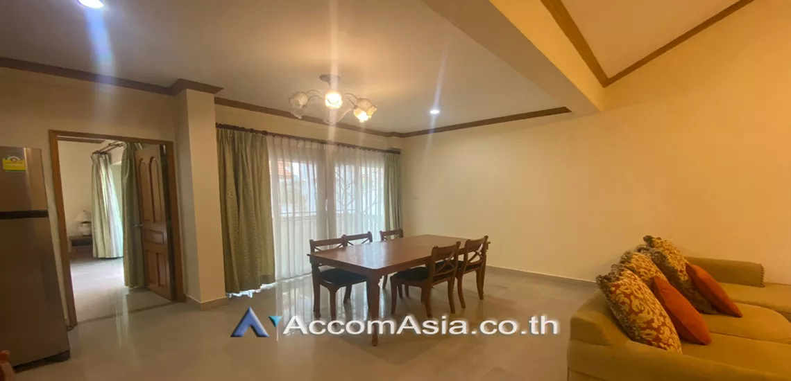 Pet friendly |  2 Bedrooms  Apartment For Rent in Sukhumvit, Bangkok  near BTS Phrom Phong (AA29511)