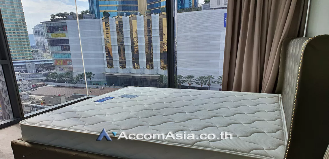  2 Bedrooms  Condominium For Sale in Sukhumvit, Bangkok  near BTS Asok - MRT Sukhumvit (AA29517)