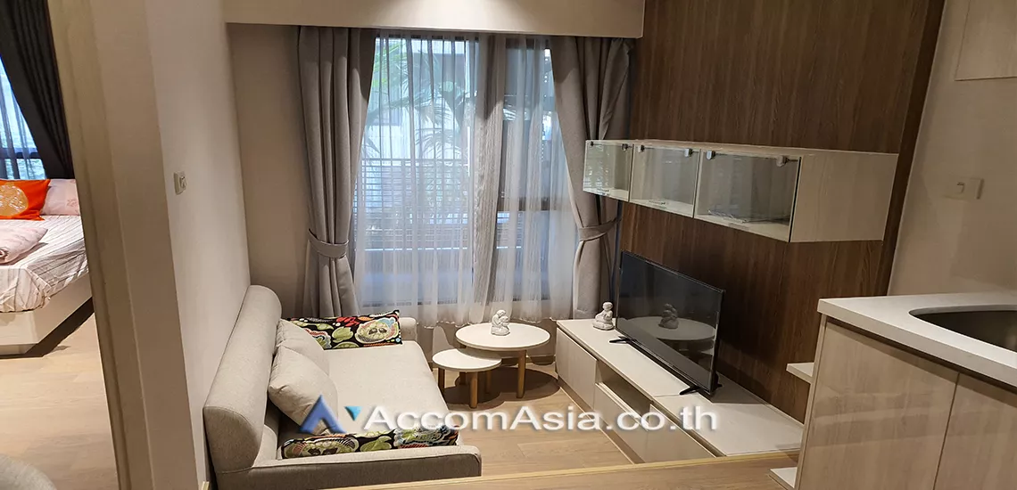  1 Bedroom  Condominium For Rent in Sukhumvit, Bangkok  near BTS Thong Lo (AA29518)