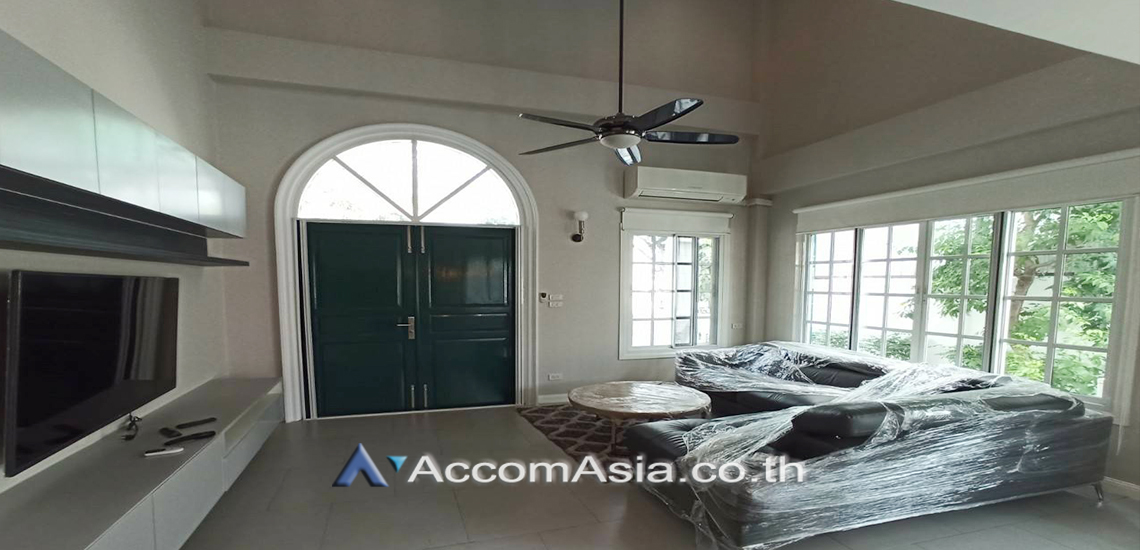 4  3 br House For Rent in Bangna ,Bangkok BTS Bearing at Fantasia Villa 3  AA29523