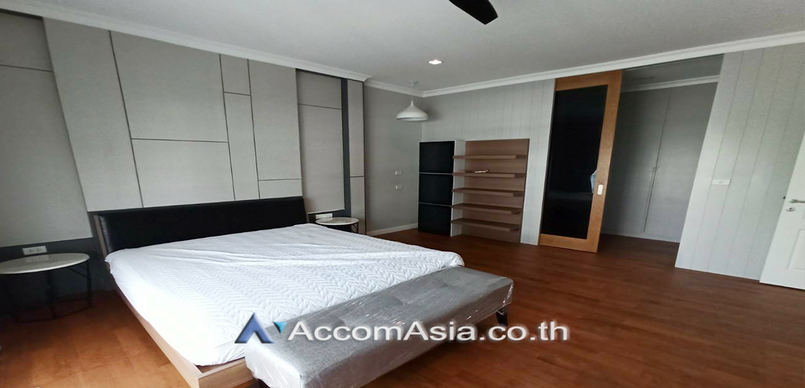 6  3 br House For Rent in Bangna ,Bangkok BTS Bearing at Fantasia Villa 3  AA29523