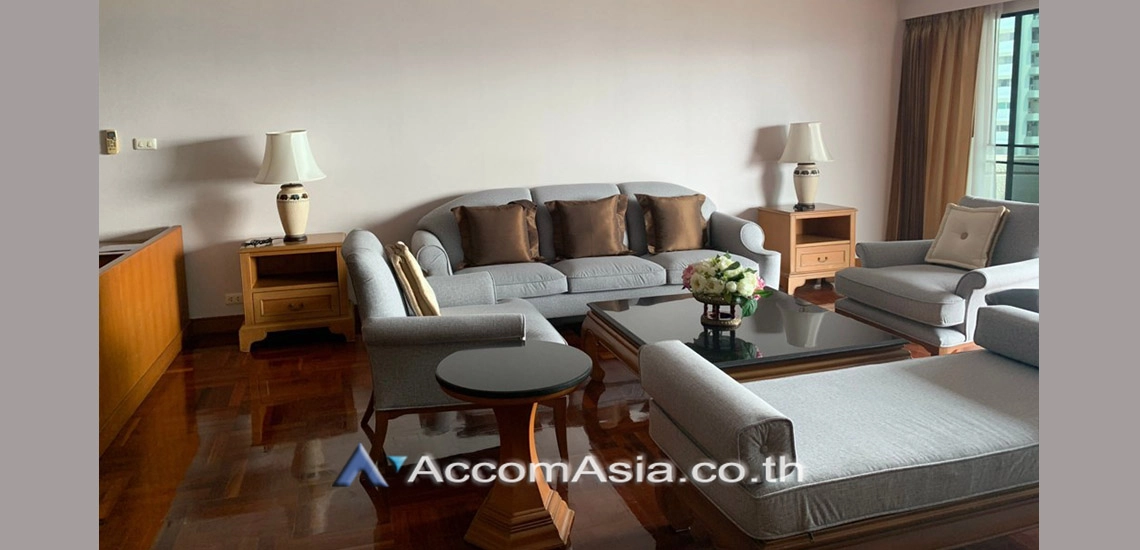 Pet friendly |  4 Bedrooms  Apartment For Rent in Sukhumvit, Bangkok  near BTS Phrom Phong (AA29524)