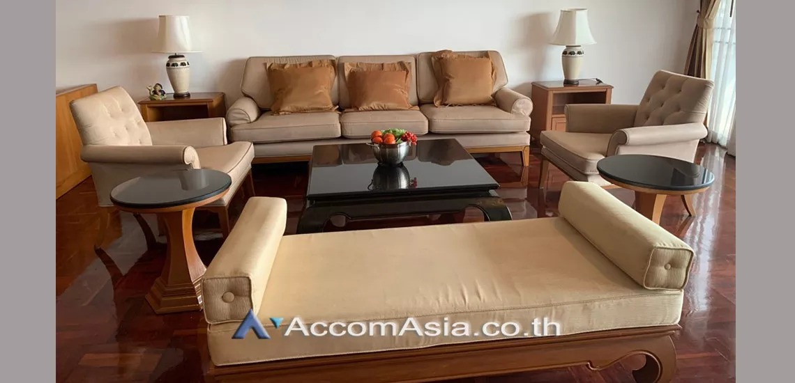 Pet friendly |  4 Bedrooms  Apartment For Rent in Sukhumvit, Bangkok  near BTS Phrom Phong (AA29525)