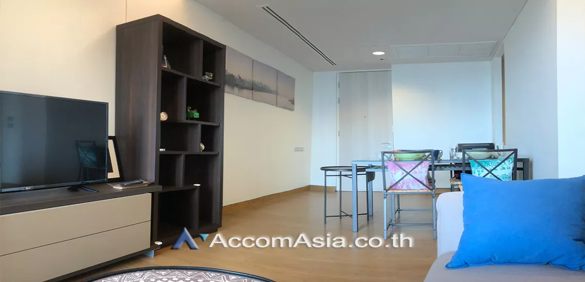  2 Bedrooms  Condominium For Rent in Sukhumvit, Bangkok  near BTS Phrom Phong (AA29549)