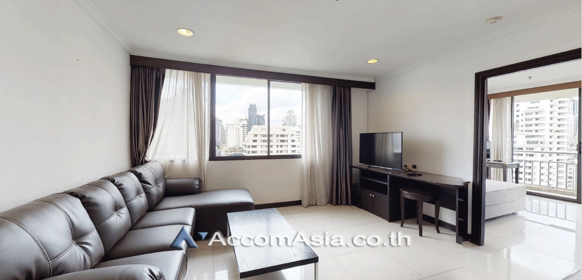  3 Bedrooms  Condominium For Sale in Sukhumvit, Bangkok  near BTS Nana (AA29611)