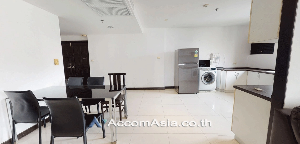  3 Bedrooms  Condominium For Sale in Sukhumvit, Bangkok  near BTS Nana (AA29611)