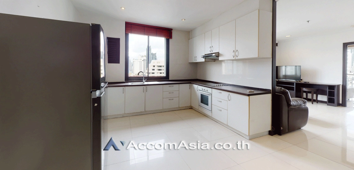 5  3 br Condominium For Sale in Sukhumvit ,Bangkok BTS Nana at Lake Green AA29611