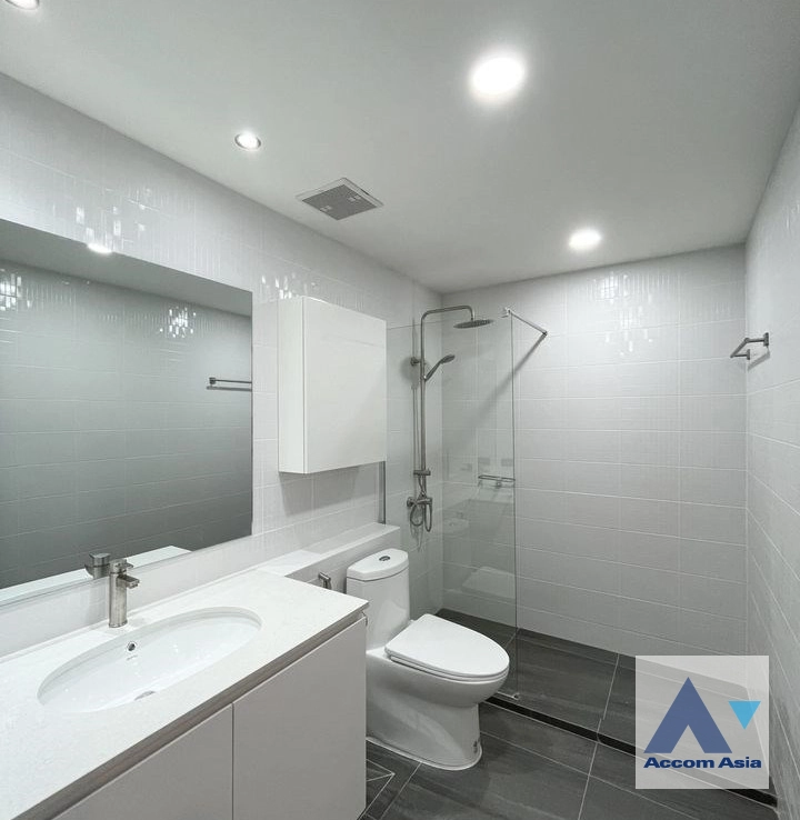 10  3 br Condominium For Sale in Sukhumvit ,Bangkok BTS Phrom Phong at Richmond Palace AA29620