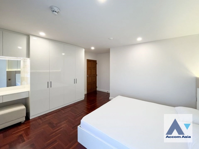 8  3 br Condominium For Sale in Sukhumvit ,Bangkok BTS Phrom Phong at Richmond Palace AA29620