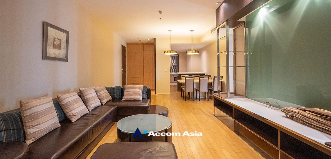 Pet friendly |  3 Bedrooms  Condominium For Rent & Sale in Sukhumvit, Bangkok  near BTS Phrom Phong (AA29634)