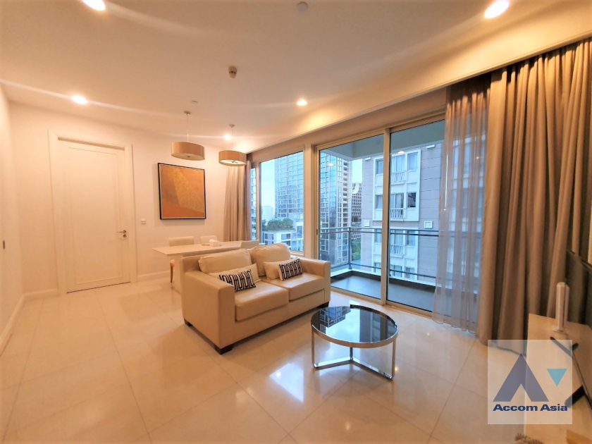  2 Bedrooms  Condominium For Rent & Sale in Ploenchit, Bangkok  near BTS Chitlom (AA29642)