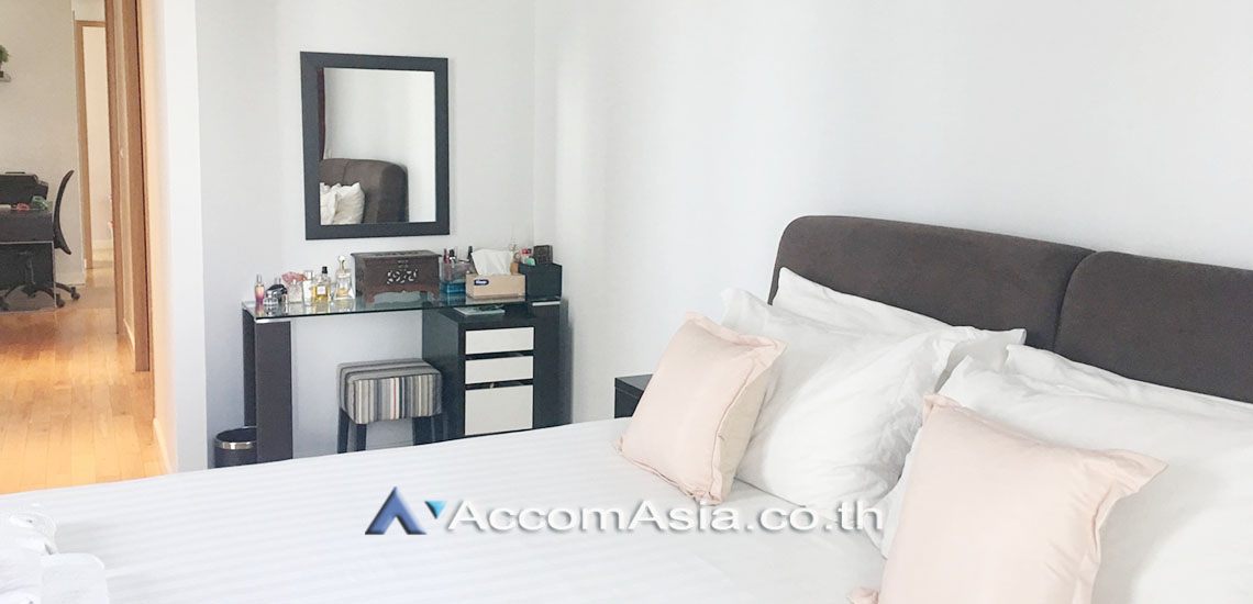  3 Bedrooms  Condominium For Rent in Sukhumvit, Bangkok  near BTS Asok - MRT Sukhumvit (AA29661)