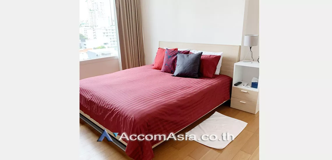  1 Bedroom  Condominium For Rent in Sukhumvit, Bangkok  near BTS Asok - MRT Sukhumvit (AA29662)