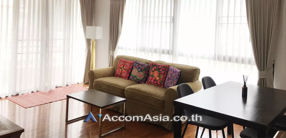  2 Bedrooms  Condominium For Rent in Ploenchit, Bangkok  near BTS Chitlom (AA29669)