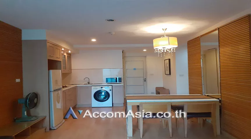  2 Bedrooms  Condominium For Rent in Sukhumvit, Bangkok  near BTS Ekkamai (AA29686)