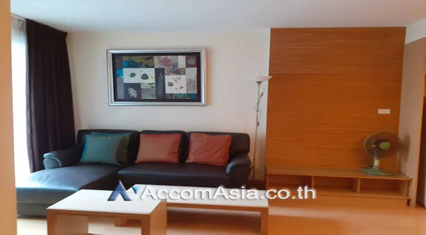  2 Bedrooms  Condominium For Rent in Sukhumvit, Bangkok  near BTS Ekkamai (AA29686)