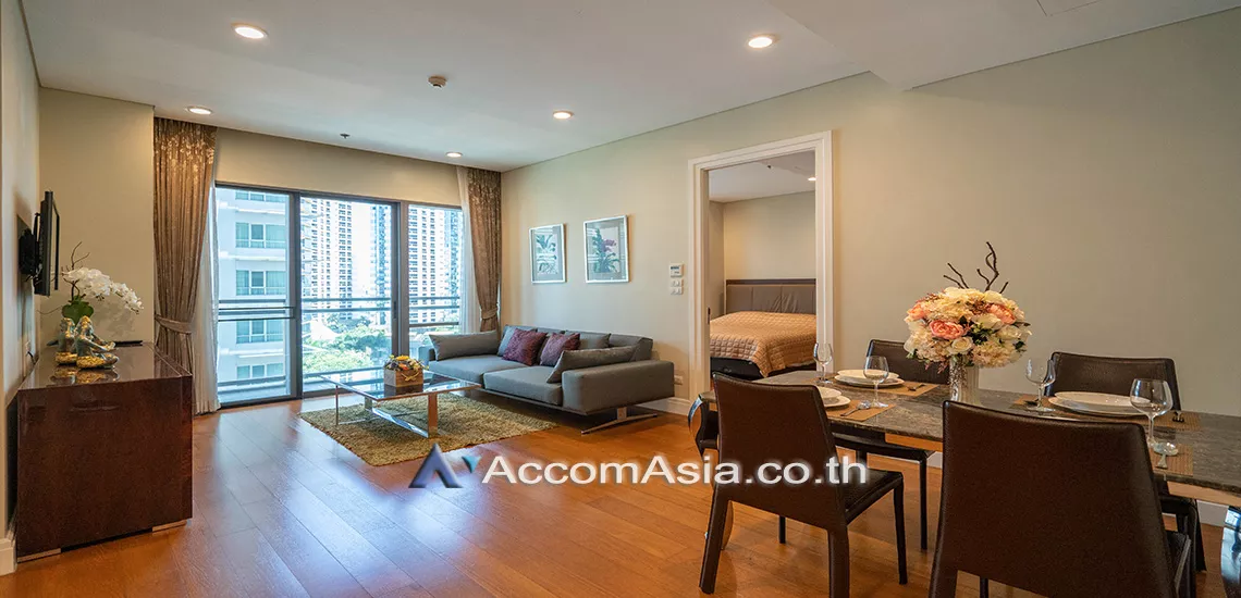  2 Bedrooms  Condominium For Rent in Sukhumvit, Bangkok  near BTS Phrom Phong (AA29778)