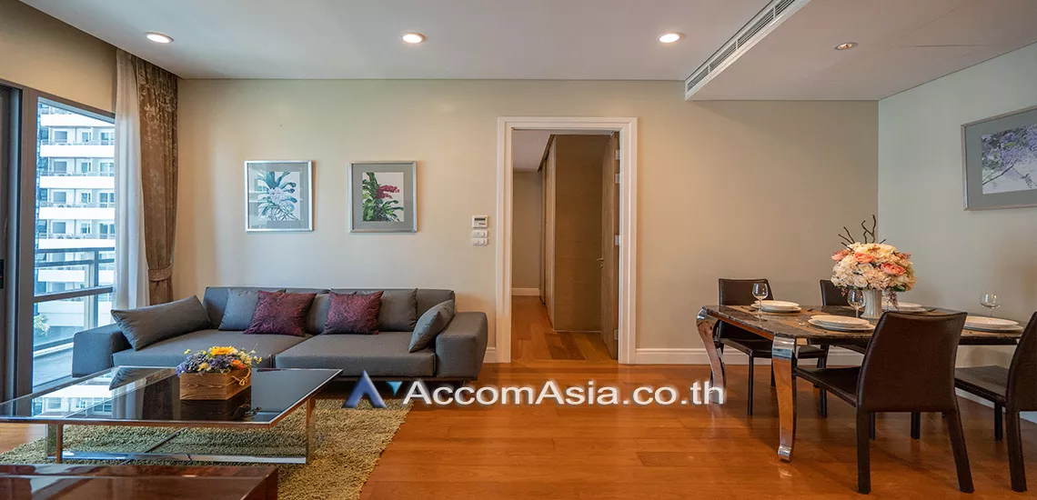  2 Bedrooms  Condominium For Rent in Sukhumvit, Bangkok  near BTS Phrom Phong (AA29778)