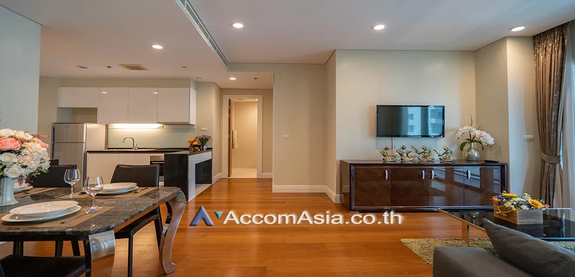  2 Bedrooms  Condominium For Rent in Sukhumvit, Bangkok  near BTS Phrom Phong (AA29778)