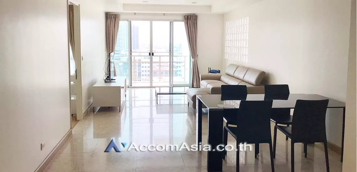  2 Bedrooms  Condominium For Rent in Sukhumvit, Bangkok  near BTS Ekkamai (AA29842)