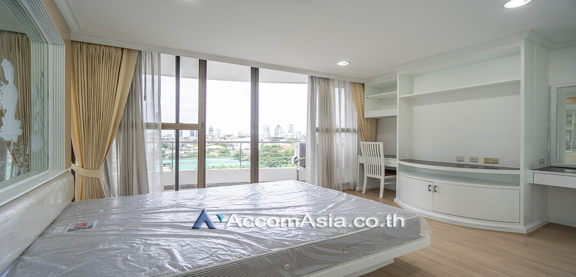  2 Bedrooms  Condominium For Rent & Sale in Sukhumvit, Bangkok  near BTS Phrom Phong (AA29855)