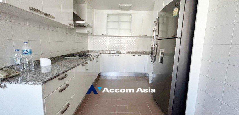 Pet friendly |  3 Bedrooms  Condominium For Rent in Sukhumvit, Bangkok  near BTS Phrom Phong (24440)