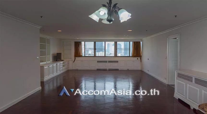 Pet friendly |  3 Bedrooms  Condominium For Rent in Sukhumvit, Bangkok  near BTS Phrom Phong (24443)