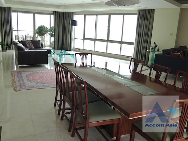 5  4 br Condominium For Sale in Sukhumvit ,Bangkok BTS Asok - MRT Sukhumvit at The Lakes AA29946