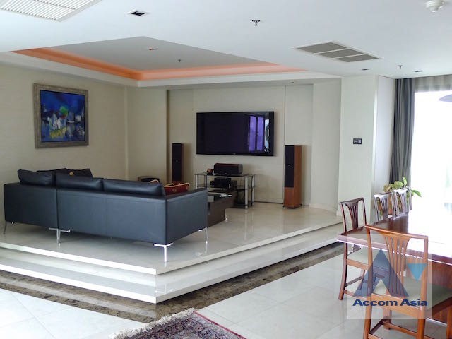 6  4 br Condominium For Sale in Sukhumvit ,Bangkok BTS Asok - MRT Sukhumvit at The Lakes AA29946