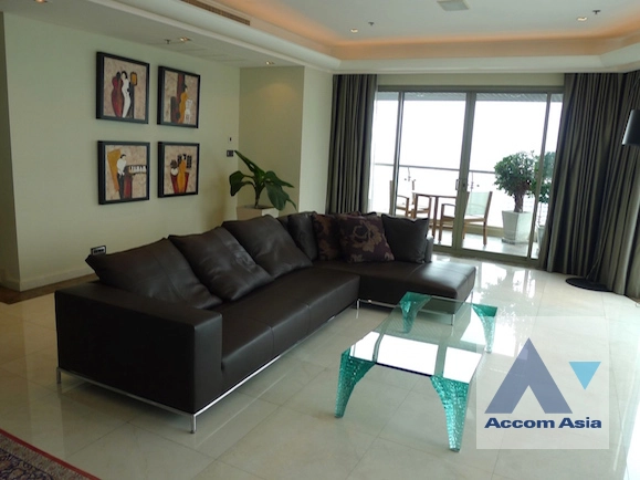 8  4 br Condominium For Sale in Sukhumvit ,Bangkok BTS Asok - MRT Sukhumvit at The Lakes AA29946