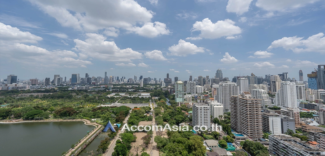 Pet friendly |  3 Bedrooms  Condominium For Rent in Sukhumvit, Bangkok  near BTS Asok - MRT Sukhumvit (AA29951)