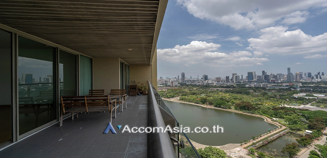 Pet friendly |  3 Bedrooms  Condominium For Rent in Sukhumvit, Bangkok  near BTS Asok - MRT Sukhumvit (AA29951)