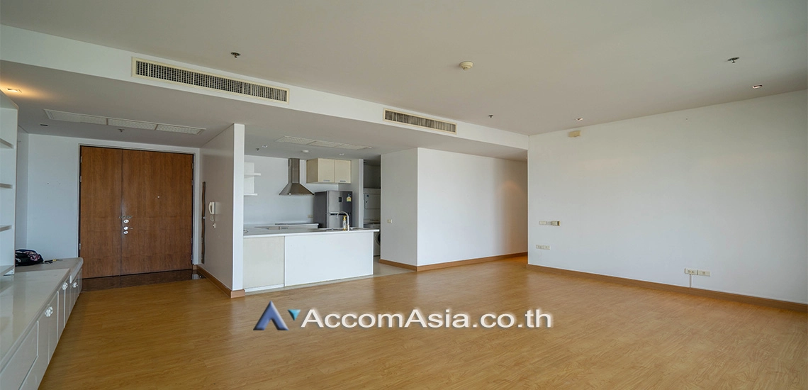 Pet friendly |  3 Bedrooms  Condominium For Rent in Sukhumvit, Bangkok  near BTS Asok - MRT Sukhumvit (AA29951)