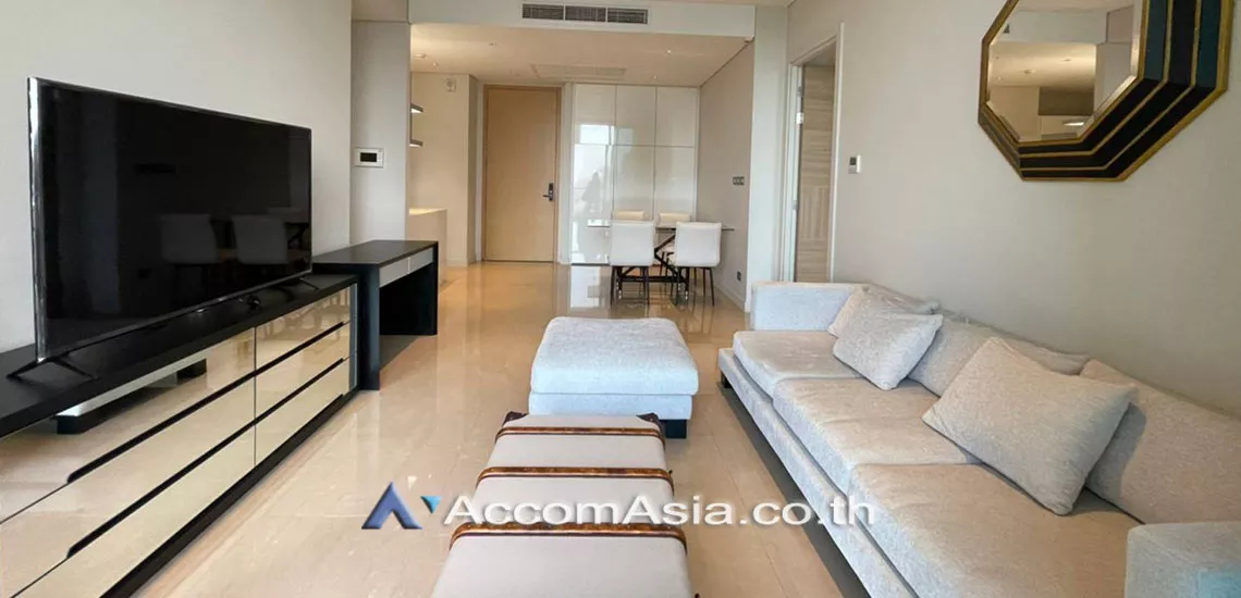  2 Bedrooms  Condominium For Rent in Ploenchit, Bangkok  near BTS Chitlom (AA29973)