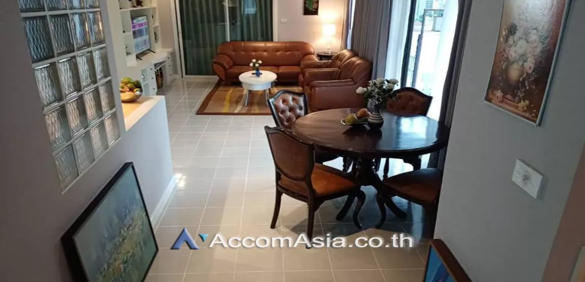 Huge Terrace |  2 Bedrooms  Condominium For Rent & Sale in Sukhumvit, Bangkok  near BTS Phrom Phong (AA29977)