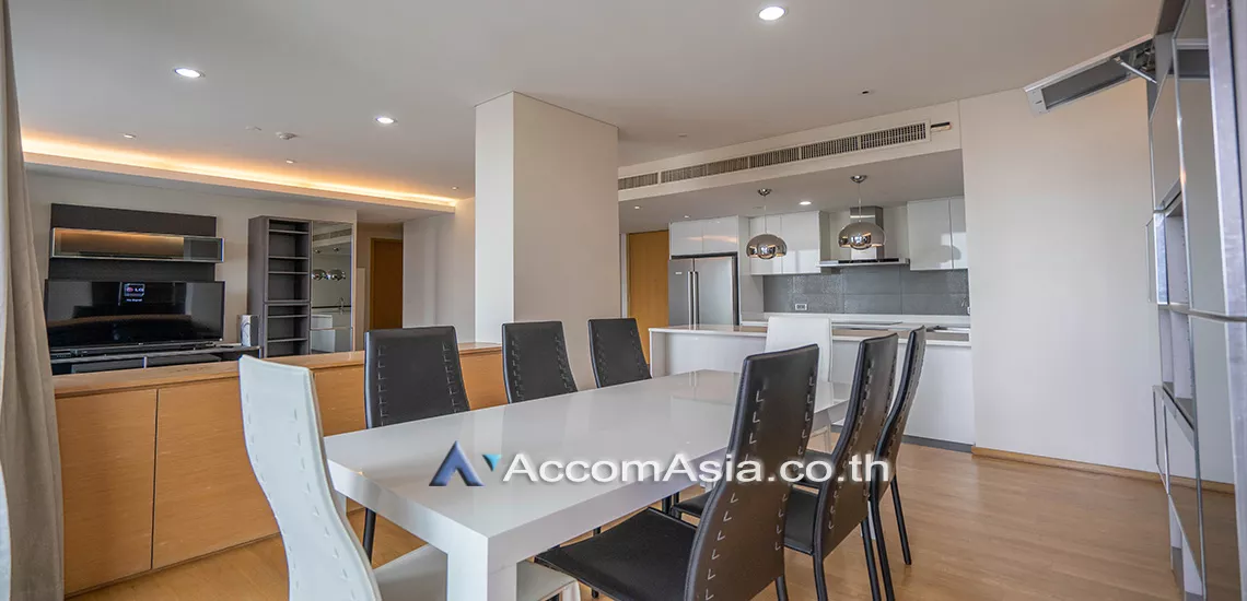  2 Bedrooms  Condominium For Rent in Sukhumvit, Bangkok  near BTS Thong Lo (AA30012)
