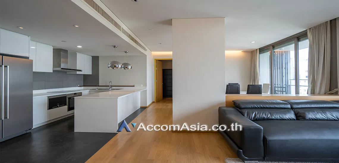  2 Bedrooms  Condominium For Rent in Sukhumvit, Bangkok  near BTS Thong Lo (AA30012)