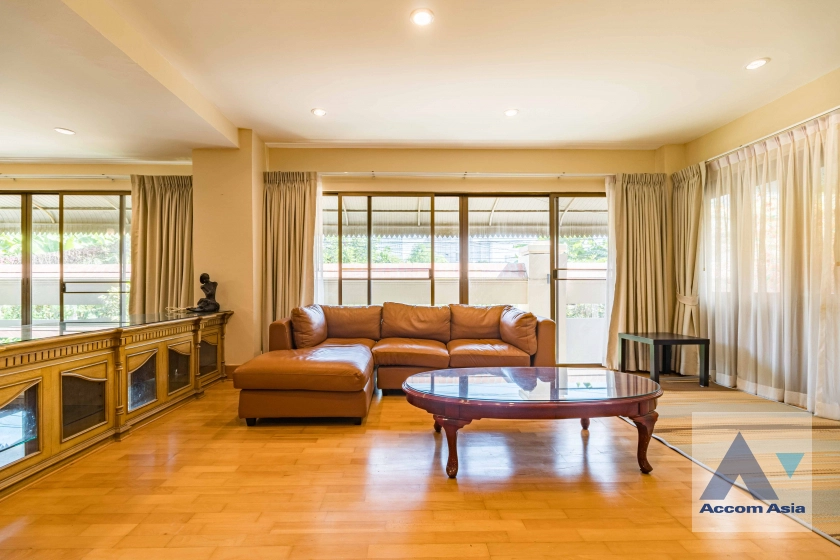 9  3 br Townhouse For Rent in Sukhumvit ,Bangkok BTS On Nut AA30022