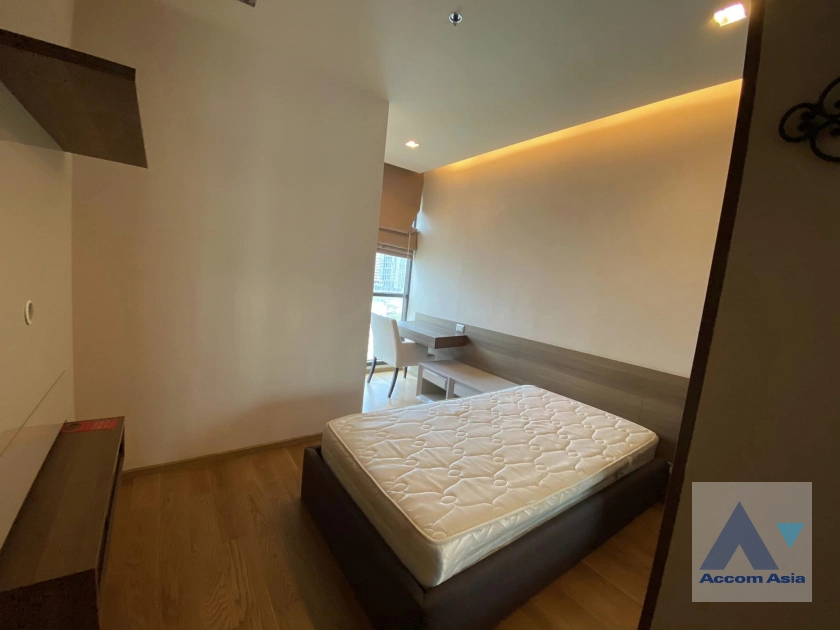 12  2 br Condominium For Rent in Silom ,Bangkok BTS Chong Nonsi at The Address Sathorn AA30041