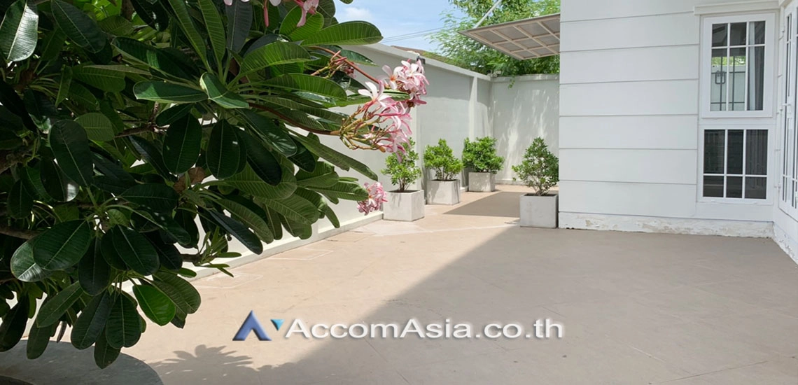 17  4 br House For Rent in sukhumvit ,Bangkok BTS Phrom Phong AA30049