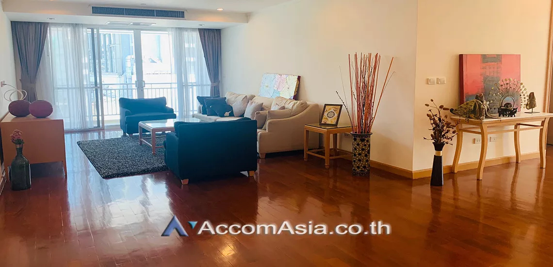 Pet friendly |  3 Bedrooms  Apartment For Rent in Sukhumvit, Bangkok  near BTS Phrom Phong (AA30056)