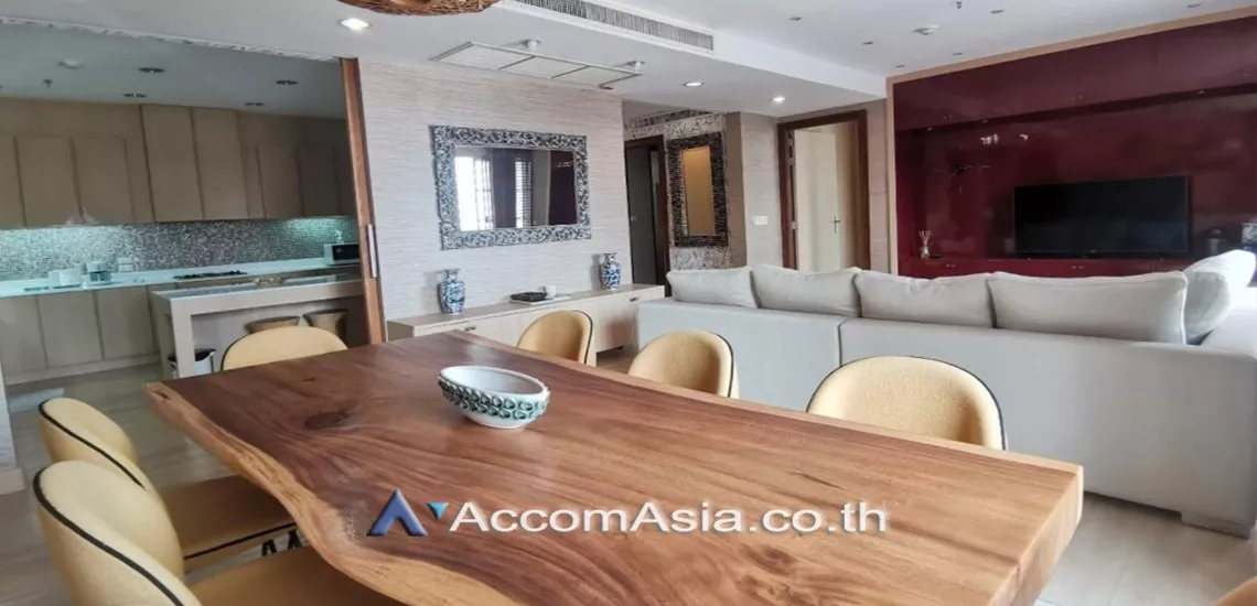  2 Bedrooms  Condominium For Rent in Sukhumvit, Bangkok  near BTS Asok - MRT Sukhumvit (AA30069)