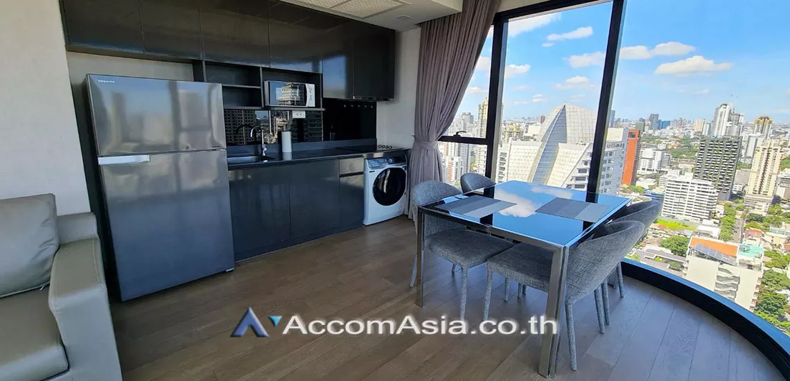  2 Bedrooms  Condominium For Rent in Sukhumvit, Bangkok  near BTS Asok - MRT Sukhumvit (AA30117)