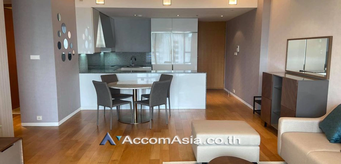  2 Bedrooms  Condominium For Rent in Sathorn, Bangkok  near BTS Chong Nonsi - MRT Lumphini (AA30124)