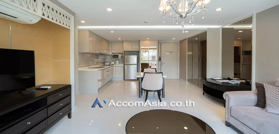  1 Bedroom  Apartment For Rent in Sukhumvit, Bangkok  near BTS Phrom Phong (AA30128)