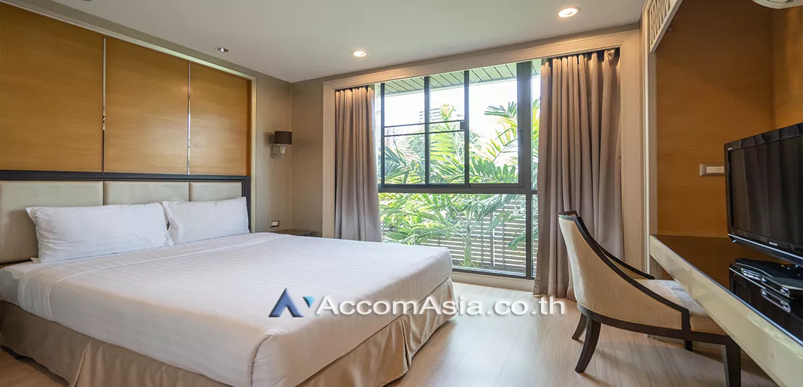  1 Bedroom  Apartment For Rent in Sukhumvit, Bangkok  near BTS Phrom Phong (AA30131)